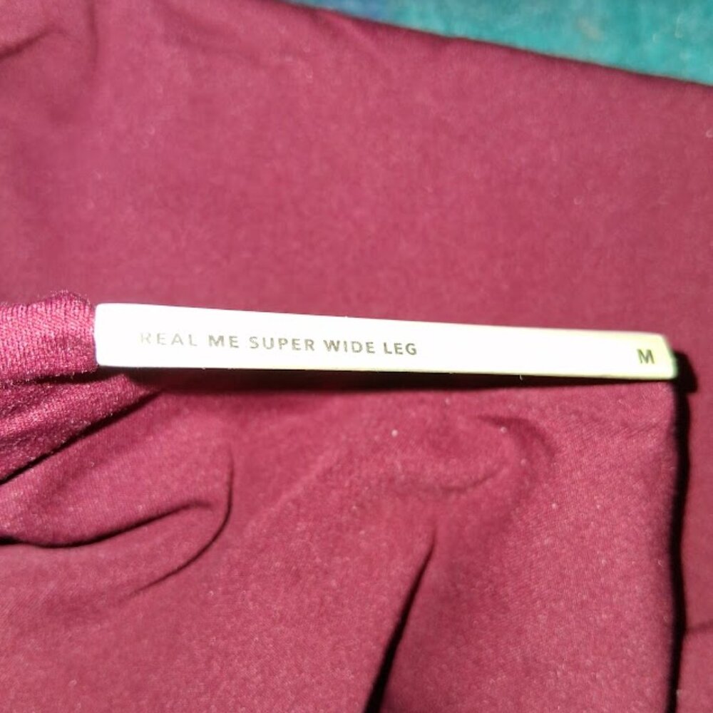 Aerie Offline Foldover Super Wide Leg Stretch Pants NWT Sz M - Picture 4 of 6